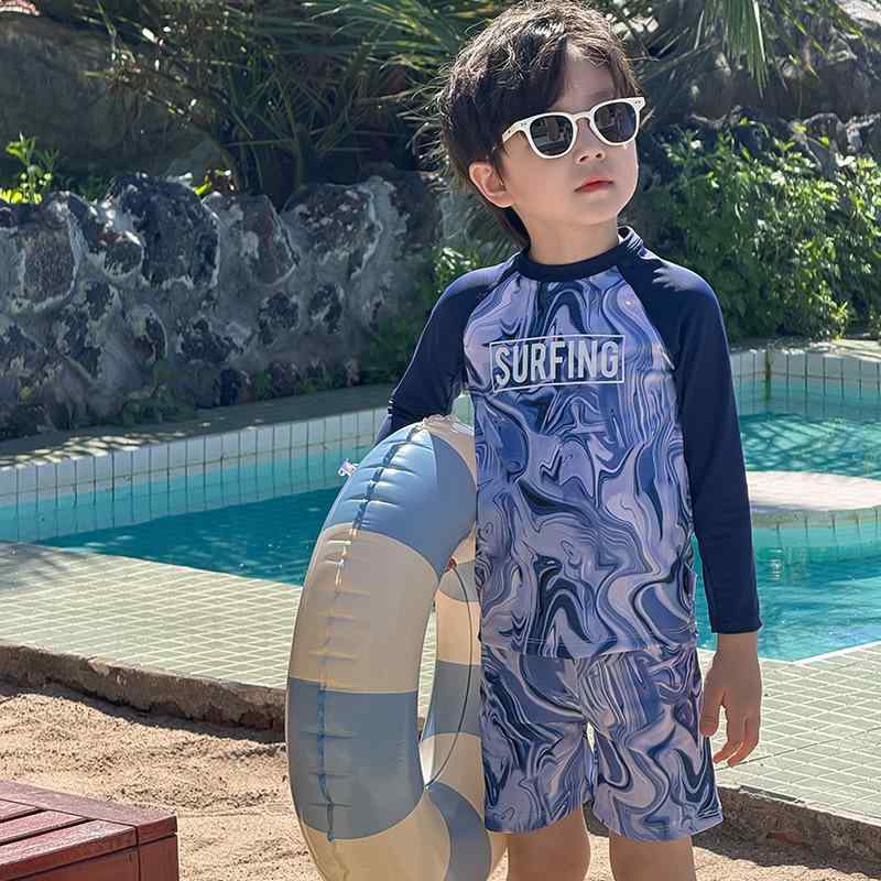 子供 水着 男の子 女の子 長袖 セパレート キッズ ジュニア 紫外線対策 UVカット 撥水 速乾 動きやすい スポーティー ポリエステル 温泉 プール 海 ビーチ レジャー 旅行 アウトドア 深藍 上下セット 夏
