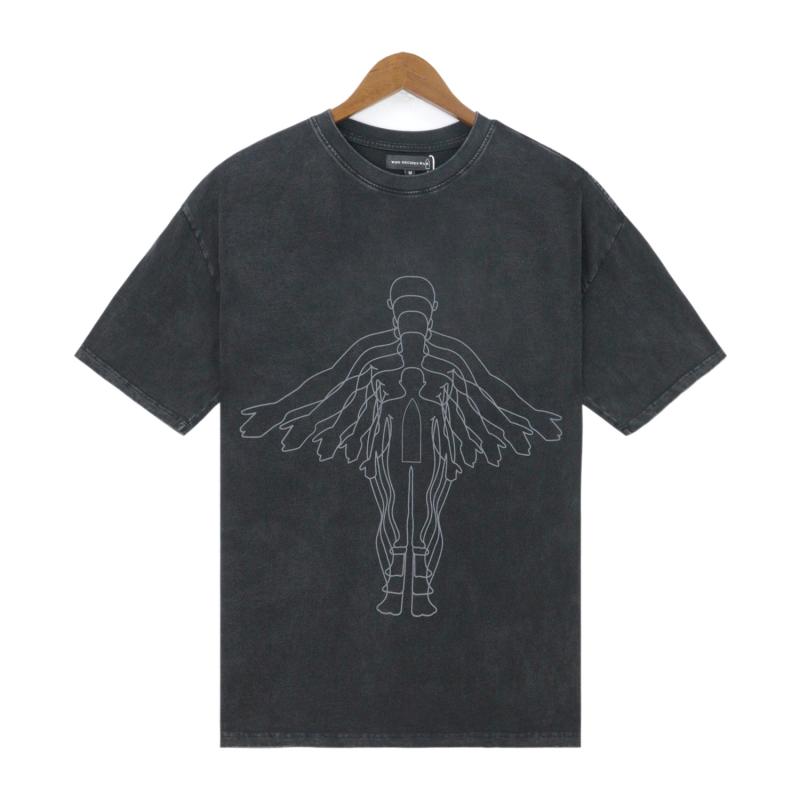 ・カテゴリ: Tシャツ・スタイル: カジュアル、ミニマル・主な素材: 綿100%・柄: キャラクター・シルエット: ストレート・ネックライン: クルーネック・袖丈: 半袖・仕様: プルオーバー、フードなし、レギュラースリーブ・生地の厚さ: 普通・誤差範囲: 3cm・着用シーン: カジュアル・デザイン詳細: プリント・プリントテーマ: アニメキャラクター・技術: デジタルプリント・カラー展開: ウォッシュドブラック、アプリコット・サイズ展開: S、M、L、XL・重量: 230g・機能: 通気性・対象性別: メンズ・対象年齢: 成人、青年