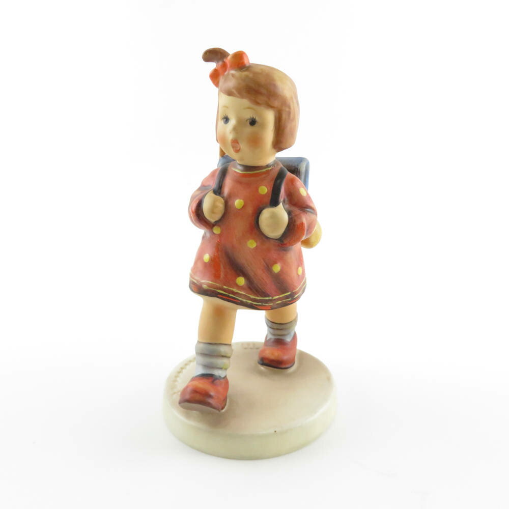 美品 Goebel ゲーベル ランドセルを背負った女の子 467 フィギュリン フンメル人形 置物 西洋陶器 ドイツ 洋風 SU4891U 