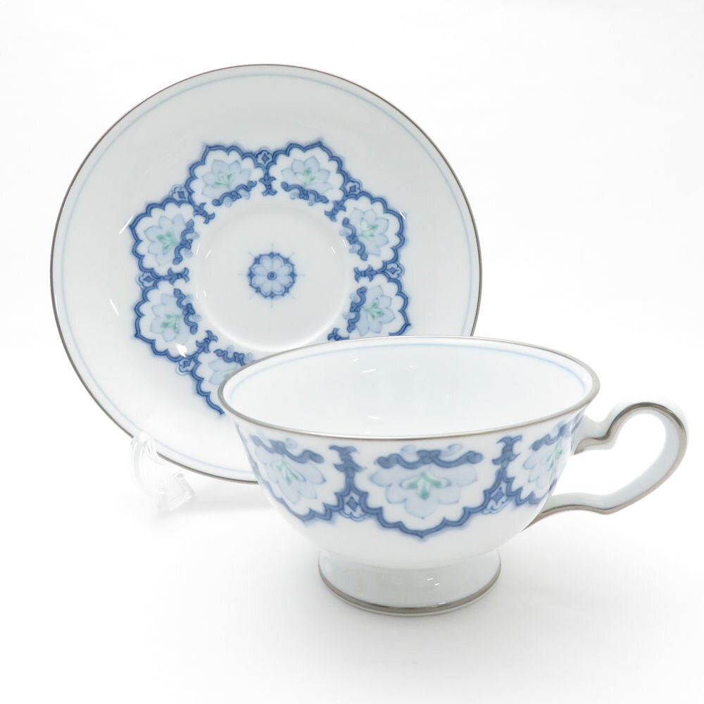 reMOVE 楽天市場店の美品 OKURA 大倉陶園 呉須正倉院 カップ＆ソーサー ティー コーヒー ST167B1 【中古】｜アングル3