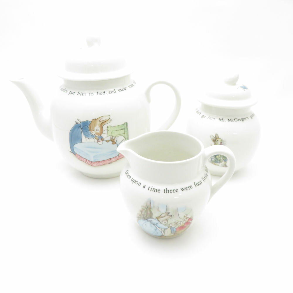 未使用 WEDGWOOD ウェッジウッド ピーターラビット ティーポット＆クリーマー＆シュガーポット 3点 セット 旧刻印 茶器 ミルク 砂糖 SC7965J2 【中古】