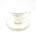 ROYAL DOULTON ロイヤルドルトン LISA カップ&ソーサー SM4145B4 【中古】