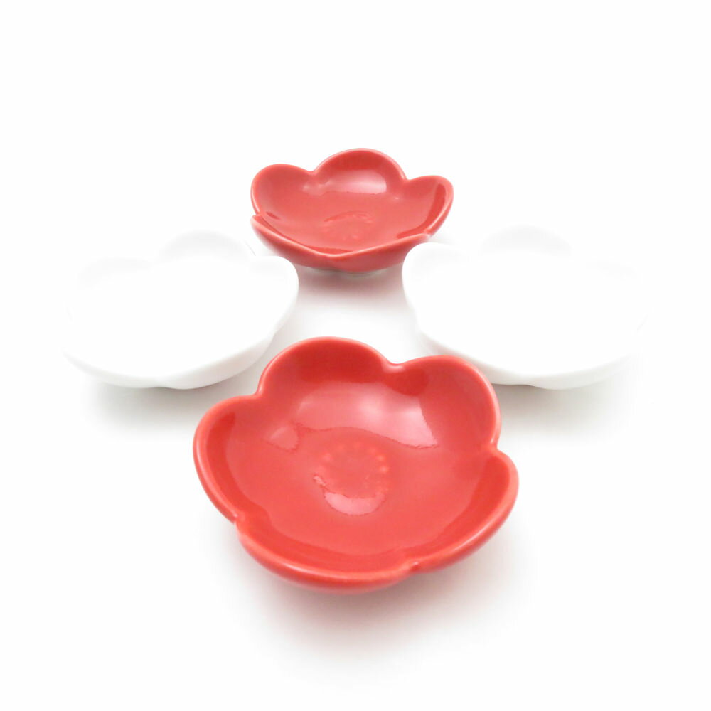 美品 波佐見焼 梅型 箸置き 4点 セット 陶磁器 紅白 SY12980A1 【中古】