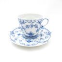 美品 ROYAL COPENHAGEN ロイヤルコペンハーゲン ブルーフルーテッドフルレース 1035 デミタスカップ&ソーサー コーヒー SN342G1 【中古】