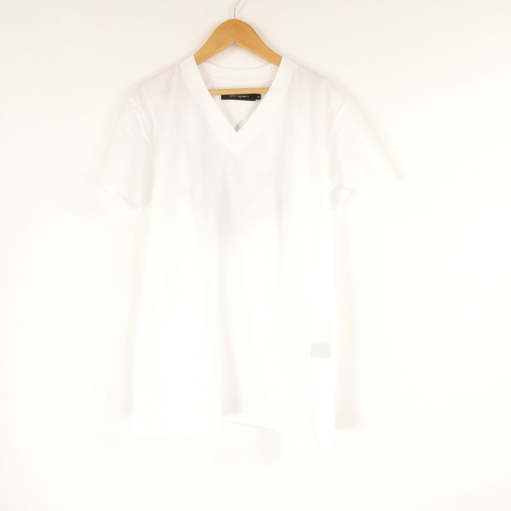 Rakuten - 美品 1PIU1UGUALE3 ウノピュウノウグァーレトレ BACK LEAF V-NECK TEE (MRT289 COT355) VネックTシャツ 10/III コットン100％ ルシアンペラフィネ 半袖 メンズ AY7419A91 【中古】