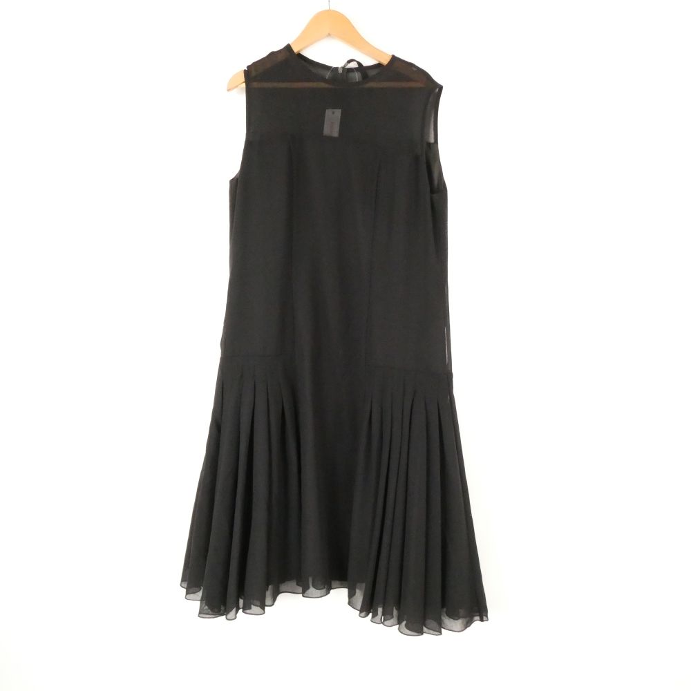 【極美品】フォクシー エンパイア ドレス ワンピース ノースリーブ ティアード 楽天市場】アウトレット（ブランドフォクシー）（ワンピース
