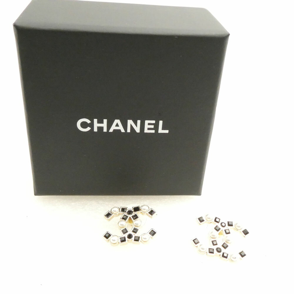 ���� CHANEL ����ͥ� �����ޡ��� �ԥ��� B22P �֥�å� �ѡ��� ��ǥ����� AD1417W2 ����š�