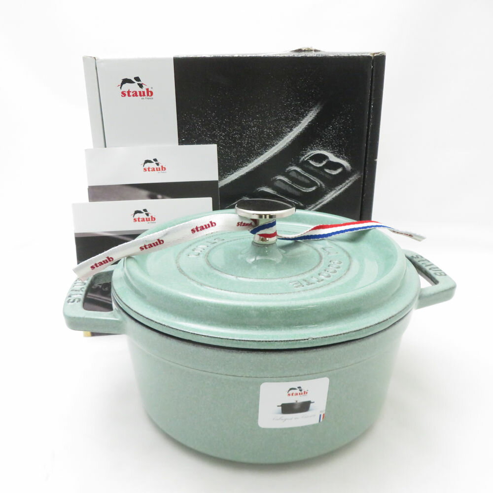未使用 STAUB ストウブ ピコ ココット ラウンド 両手鍋 鋳物ホーロー 18cmセージ緑 料理 キッチン 調理器具 SU13527Z 【中古】