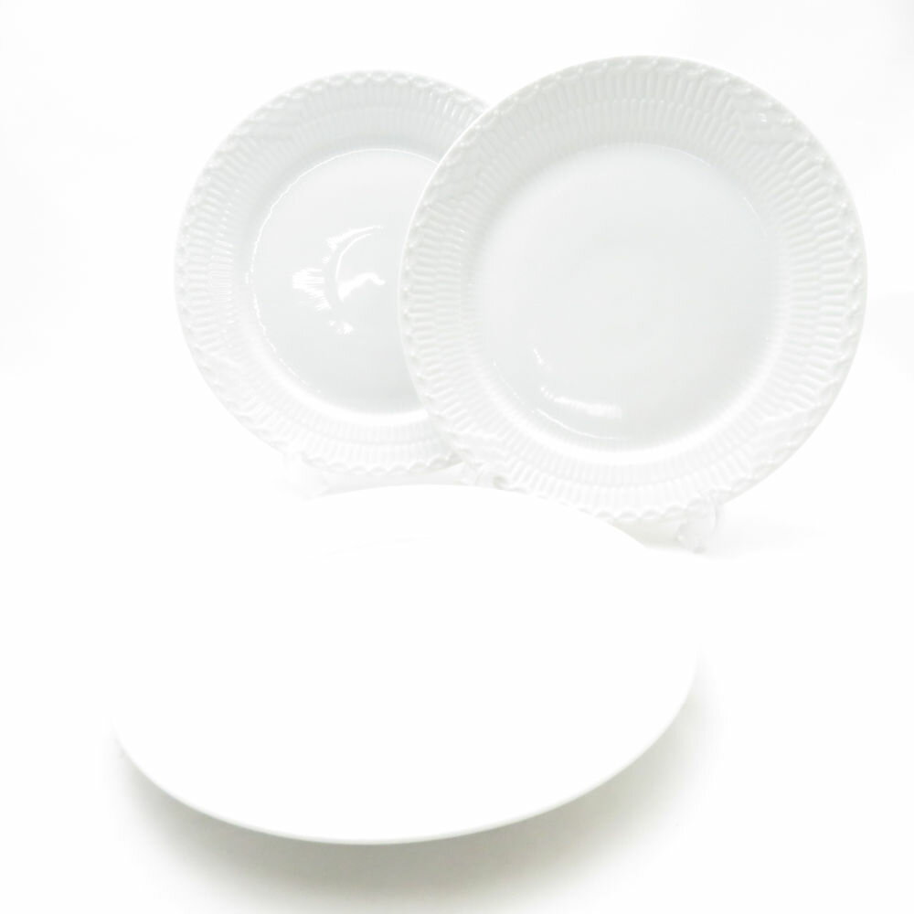 美品 ROYAL COPENHAGEN ロイヤルコペンハーゲン ホワイトフルーテッドハーフレース 大皿 3枚 セット 25cmプレート ディナー SC10252V2 【中古】