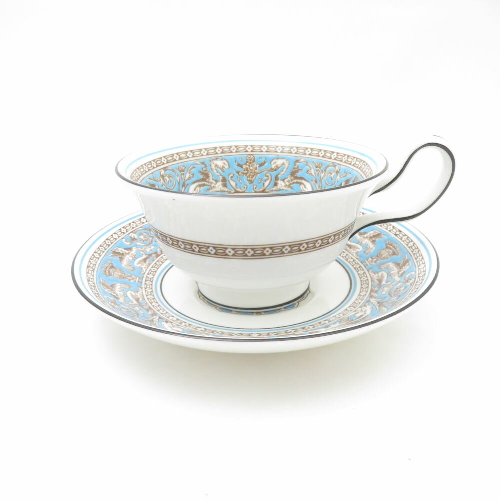 美品 WEDGWOOD ウェッジウッド フロレンティーンターコイズ ティーカップ＆ソーサー ピオニー 旧刻印 黒壺 SC9821H1 【中古】