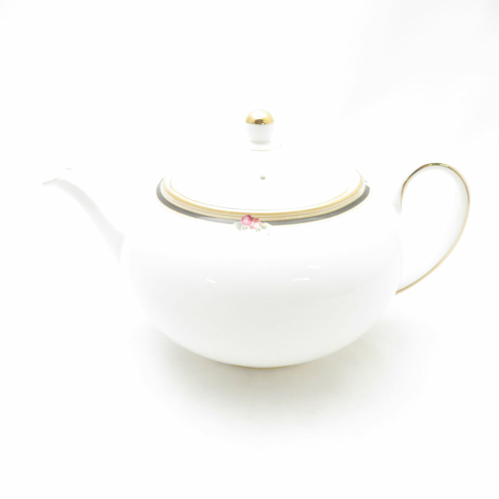 美品 WEDGWOOD ウェッジウッド クリオ ティーポット 茶器 黒壺 旧刻印 廃盤 SC10073P1 【中古】