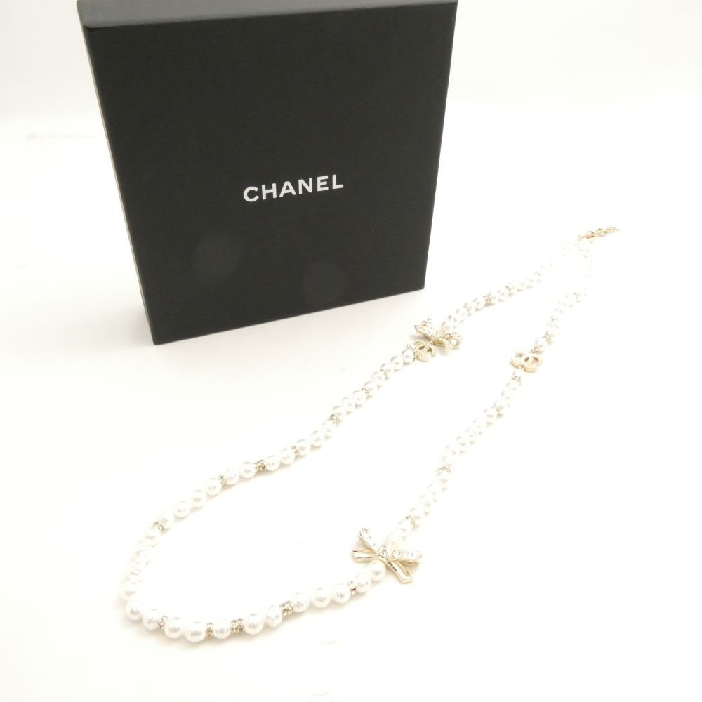 美品 CHANEL シャネル B23S ネックレス インテーションパール ココマーク リボン レディース AD1595W2 【中古】