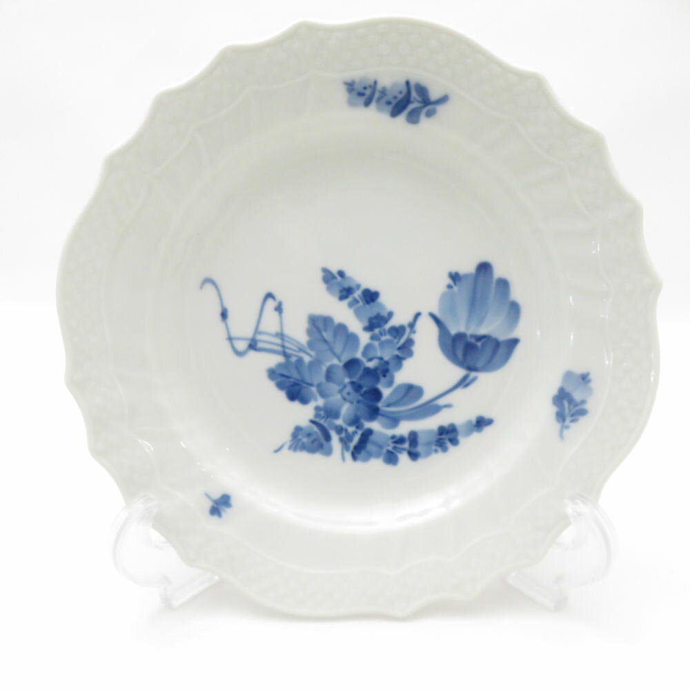 ROYAL COPENHAGEN ロイヤルコペンハーゲン ブルーフラワーカーブ 中皿 17cmプレート デンマーク製 SC10599J2 【中古】