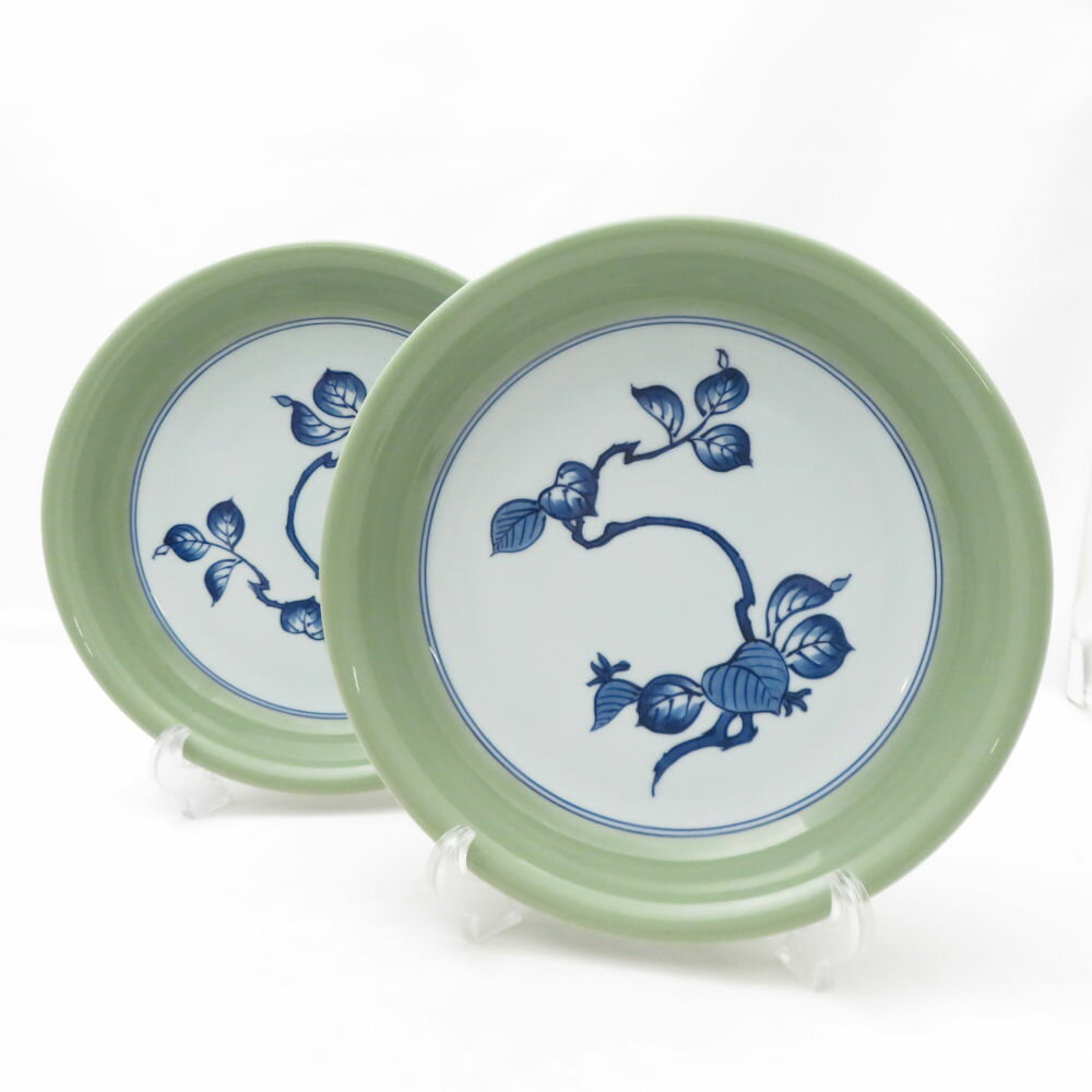 美品 源右衛門窯 青磁木の葉文 ティファニーコラボ 中皿 2枚 ペア 22cmプレート Tiffany源 有田焼 SU13729A2 【中古】
