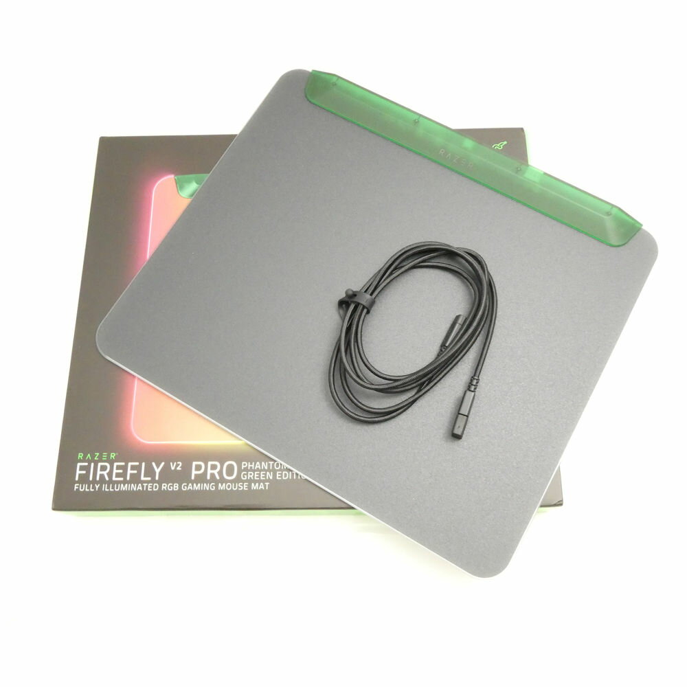 RAZER レイザー FIREFLY V2 PRO ゲーミング マウスパッド フルイルミネーション式 ゲーム eスポーツ HM981