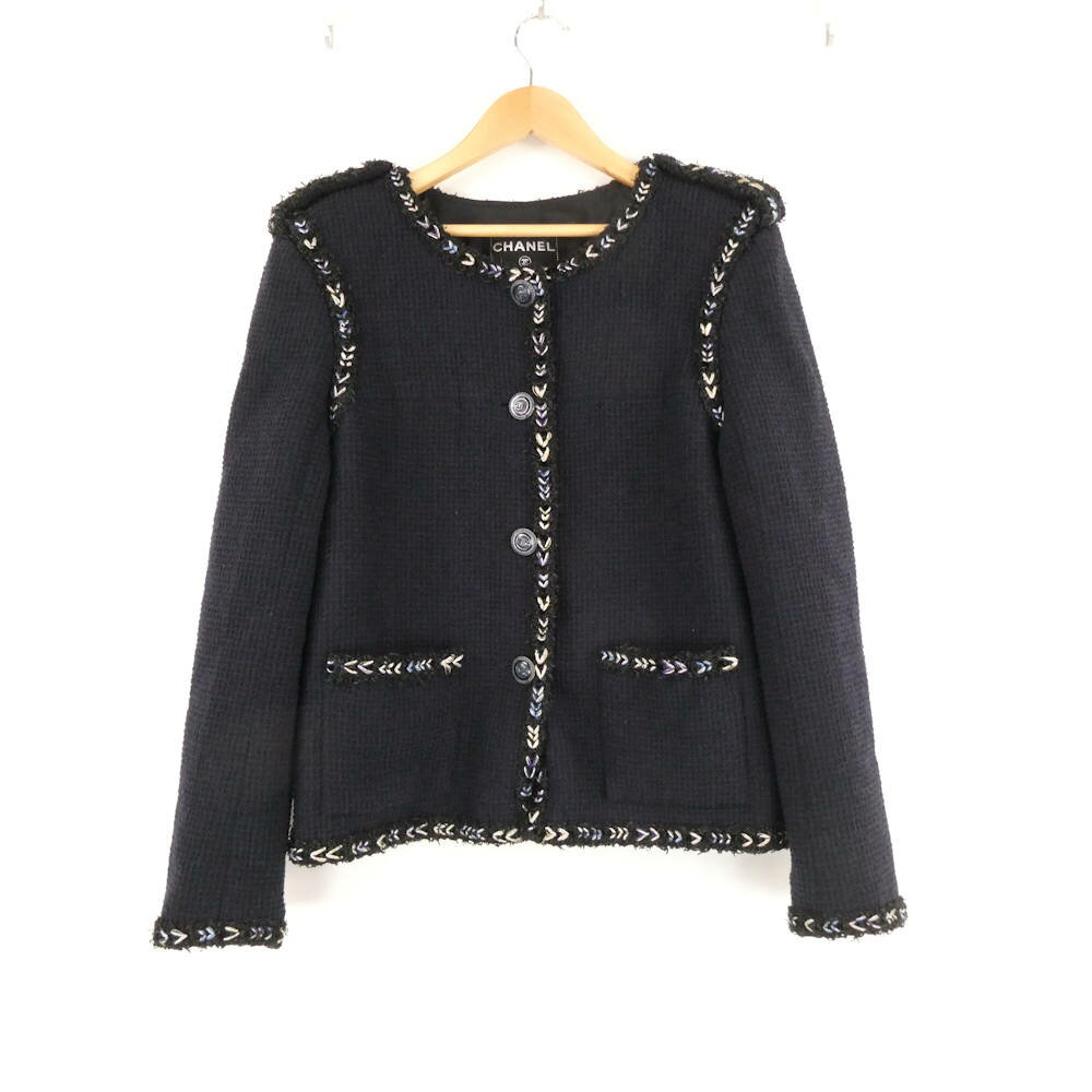 CHANEL シャネル P53402V36894 M9979 ジャケット 38 ウール他 ノーカラー ツイード P53 ココボタン レディース AU4255W1 【中古】（楽天・reMOVE 楽天市場店）