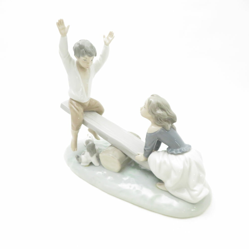 LLADRO リヤドロ(蝶とお友達) 　作家サイン入り＃6963 LLADRO リヤドロ(蝶とお友達) 作家サイン入り＃6963 【公式通販】