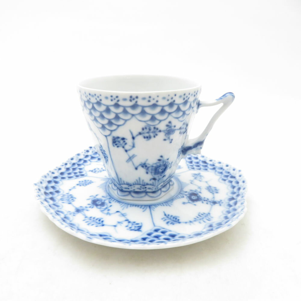 美品 ROYAL COPENHAGEN ロイヤルコペンハーゲン ブルーフルーテッドフルレース コーヒーカップ＆ソーサー 顔付 デンマーク製 SC11128G1 【中古】