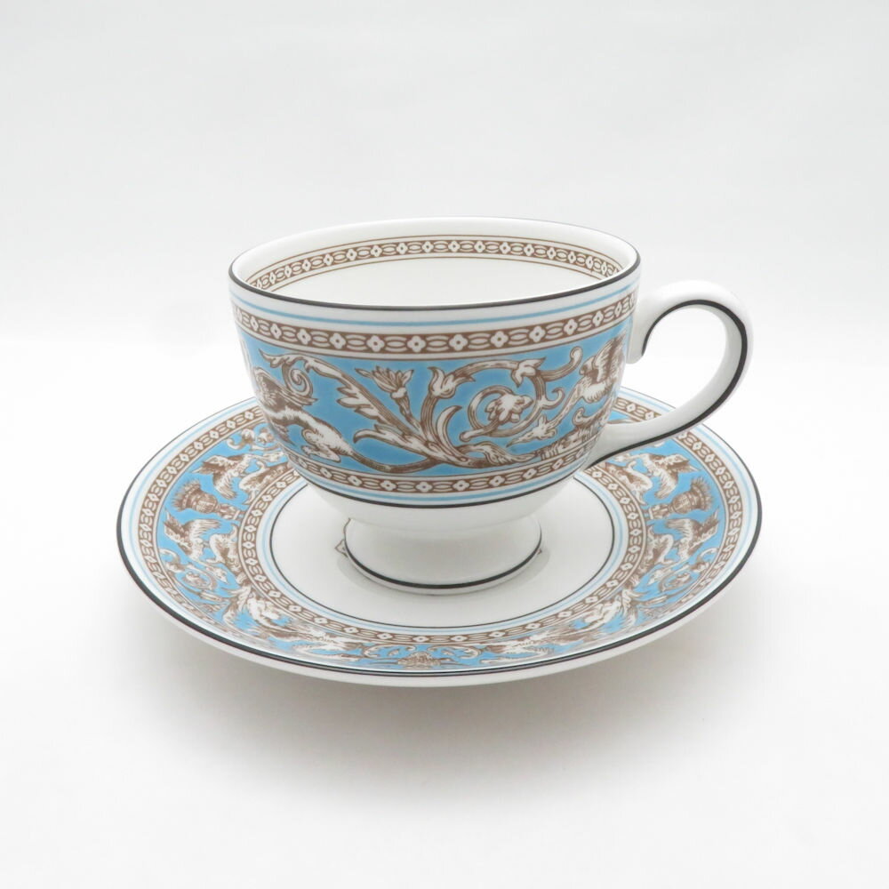 美品 WEDGWOOD ウェッジウッド フロレンティーンターコイズ ティーカップ＆ソーサー SM5324J2 【中古】