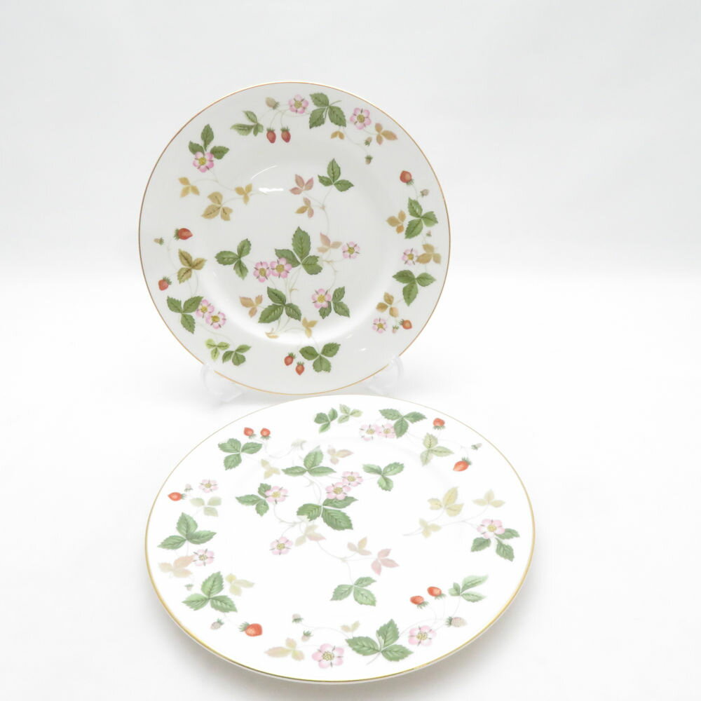 樂天商城 - 美品 WEDGWOOD ウェッジウッド ワイルドストロベリー 中皿 2枚 ペア 17cmプレート 旧刻印 黒壺 SC11164A2 【中古】