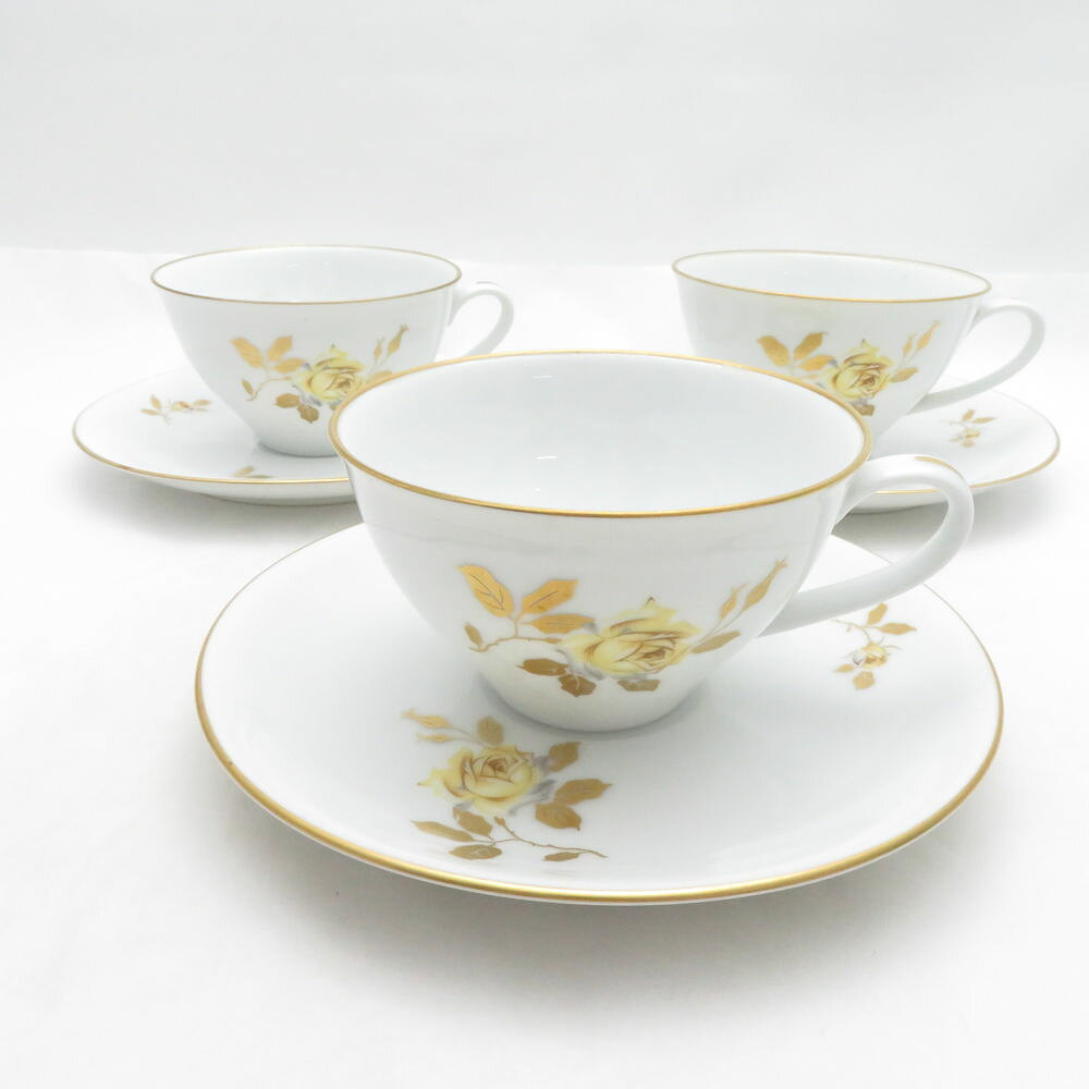 当ストア取扱商品 【 食器 インテリア 】 プレート ティーカップ コーヒーカップ カップ＆ソーサー グラス タンブラー ワイングラス マグカップ ポットシュガーポット クリーマー 鍋 花瓶 フィギュリン 置物 調理機器 など 【 アパレル ブランド 】 ワンピース コート トップス スカート パンツ バッグ 財布 カーディガン ジャケット 靴 シューズ ブーツ スーツ アクセサリー など 【コレクション・ホビー・機器類】 マウス キーボード モニター ヘッドセット マイク ユニフォーム ゴルフウェア スポーツウェア アウトドア キャンプ 脱毛器 ホビー フィギュア ゲーム 万年筆 など 中古品 や アウトレット などを多数取り揃えております。 「ライフスタイルを軽やかで華やかに」といったコンセプトでブランド品の衣類、食器 インテリア などを中心に未使用品から中古品までお安く販売しております。 すべての商品は専門バイヤーが査定をおこない基準を通過した商品となりますのでご安心ください。 掲載商品は他のネットショップにも販売しているため、販売開始前関わらず既に在庫切れや重複してご注文される場合がございます。 その際は誠に申し訳ございませんがご注文の時間が早いお客様を優先させていただきますのでご理解とご了承お願い致します。 【食器などについて】 陶磁器の製法上、個体やロットにより重量やサイズ、ピンホール、スタンプの滲み、突起、ざらつき、色とび、黒点、線傷、濃淡がある場合がございますが、こちらは良品の範囲内となり不良商品ではございません。OKURA 大倉陶園 カップ＆ソーサー 3客 セット イエローローズ 金彩 薔薇 SM5730A2 【中古】 ※本商品は在庫1点の先着順です ブランド OKURA 大倉陶園 アイテム カップ＆ソーサー コレクション 個数 3客 男女 兼用 色 ホワイト ※上記カラーは色の系統を記載。メーカー公式カラーや弊社主観で判断した色合いがある場合は下記の素材・その他に記載しております。 素材・その他 セット イエローローズ 金彩 薔薇 表記サイズ C:口径9.5 高さ5.5 S:15 実寸サイズ - ※寸法は平置実寸です。（多少の誤差はお許しください） コンディションレベル B コンディション詳細 全体的に使用感あり。特に気になる部分を撮影しています。水あか、汚れ、キズ 付属品 なし