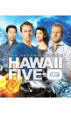 &nbsp;&nbsp;&nbsp; Hawaii　Five−O　シーズン2　トク選BOX の詳細 発売元: パラマウント カナ: ハワイファイヴオーシーズン2トクセンボックス HAWAII FIVE-O THE SECOND SEASON VALUE BOX / ヨウガ ディスク枚数: 11枚 品番: PPSU130548 リージョンコード: 2 発売日: 2014/06/25 映像特典: ［1］未公開シーン：ゆるぎない絆，二人の母／［3］未公開シーン：清算，グッド・ファイト／［5］未公開シーン：偽りの希望／［6］未公開シーン：消せない希望／［8］未公開シー：捜査の代償／［10］未公開シーン：捨てられた記憶／［11］「飛火」（ロサンゼルス潜入捜査班NCIS：Los　Angelesシーズン3より）／シーズン2のストーリー展開／アクションシーンの舞台裏：シーズン2／インタラクティブ・ロケーションガイド（英語版）／海軍精鋭部隊シールズへの道／NG集／未公開シーン：復讐の銃弾 内容Disc-1＜第1話＞ゆるぎない絆＜第2話＞二人の母Disc-2＜第3話＞狙われたシールズ＜第4話＞海に眠る宝Disc-3＜第5話＞清算＜第6話＞グッド・ファイトDisc-4＜第7話＞ハロウィーンの亡霊＜第8話＞ある捜査官の死Disc-5＜第9話＞アイデンティティー＜第10話＞偽りの希望Disc-6＜第11話＞罠＜第12話＞消えない希望Disc-7＜第13話＞裏工作＜第14話＞消えた小包Disc-8＜第15話＞過去から来た男＜第16話＞捜査の代償Disc-9＜第17話＞ハワイの戦士＜第18話＞ラジオDJ殺人事件Disc-10＜第19話＞ダイヤの行方＜第20話＞捨てられた記憶Disc-11＜第21話＞感染＜第22話＞拘束＜第23話＞復讐の銃弾 関連商品リンク : 洋画 パラマウント