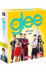 &nbsp;&nbsp;&nbsp; glee　グリー　シーズン4　SEASONSコンパクト・ボックス の詳細 発売元: 20世紀フォックスホームエンターテイメントジャパン カナ: グリーシーズン4シーズンズコンパクトボックス GLEE SEASON 4 / ヨウガ ディスク枚数: 11枚 品番: FXBJE56636 リージョンコード: 2 発売日: 2015/07/03 映像特典: ［1］〜［11］ジューク・ボックス／［1］『TOUCH　タッチ』第1話／［2］『アメリカン・ホラー・ストーリー』第1話／［3］『THE　KILLING　ザ・キリング』第1話／［5］『BONES−骨は語る−』第1話／［7］『ホワイトカラー“知的”犯罪ファイル』第1話／［9］『NEW　GIRL（原題）』第1話 内容Disc-1＜第1話＞舞台はニューヨークへ！＜第2話＞ブリトニー・スピアーズ2．0Disc-2＜第3話＞華麗なる変身＜第4話＞涙の別れDisc-3＜第5話＞主役は渡さない！＜第6話＞グリークラブのグリースDisc-4＜第7話＞ウォブラーズの陰謀＜第8話＞母校に帰ろう！Disc-5＜第9話＞勝負の時＜第10話＞クリスマスに贈る物語Disc-6＜第11話＞肉食系女子の恋愛事情＜第12話＞ヌードに挑戦Disc-7＜第13話＞真夜中の決闘＜第14話＞シュー先生の結婚式Disc-8＜第15話＞映画音楽対抗戦＜第16話＞歌って解決Disc-9＜第17話＞どうしても止められない！＜第18話＞最後に伝える言葉Disc-10＜第19話＞夢に向かって＜第20話＞大停電Disc-11＜第21話＞一歩を踏み出す勇気＜第22話＞幸せへ向かって 関連商品リンク : 洋画 20世紀フォックスホームエンターテイメントジャパン　