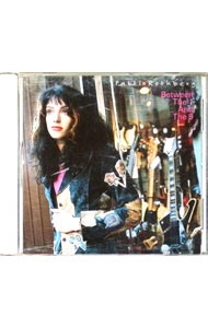 &nbsp;&nbsp;&nbsp; 1と9のあいだに の詳細 パリの地下鉄でのバスキング経験もあるというニューヨーク生まれ、24歳のデビュー盤。アラニス・モリセットの流れに連なる熱唱型と思える一方、叩き上げの暑苦しさが希薄なのは、画学生だった過去に由来するものか。歌がやや一本調子なのが今後の課題。 カテゴリ: 中古CD ジャンル: 海外のロック＆ポップス 海外のアーティスト 発売元: ゼティマ アーティスト名: パティ・ロスバーグ カナ: 1ト9ノアイダニ / パティロスバーグ ディスク枚数: 1枚 品番: TOCP8839 発売日: 1996/05/02 ENG: 曲名Disc-11.　フリッカー2.　インサイド3.　ディス・ワンズ・マイン4.　トリート・ミー・ライク・ダート5.　ルッキング・フォー・ア・ガール6.　フォーギヴ・ミー7.　アップ・アゲインスト・ザ・ウォール8.　パーフェクト・ストレンジャー9.　アウト・オブ・マイ・マインド10.　チェンジ・ユア・ウェイズ11.　リメンバリング・トゥナイト12.　イッツ・オールライト 関連商品リンク : パティ・ロスバーグ ゼティマ