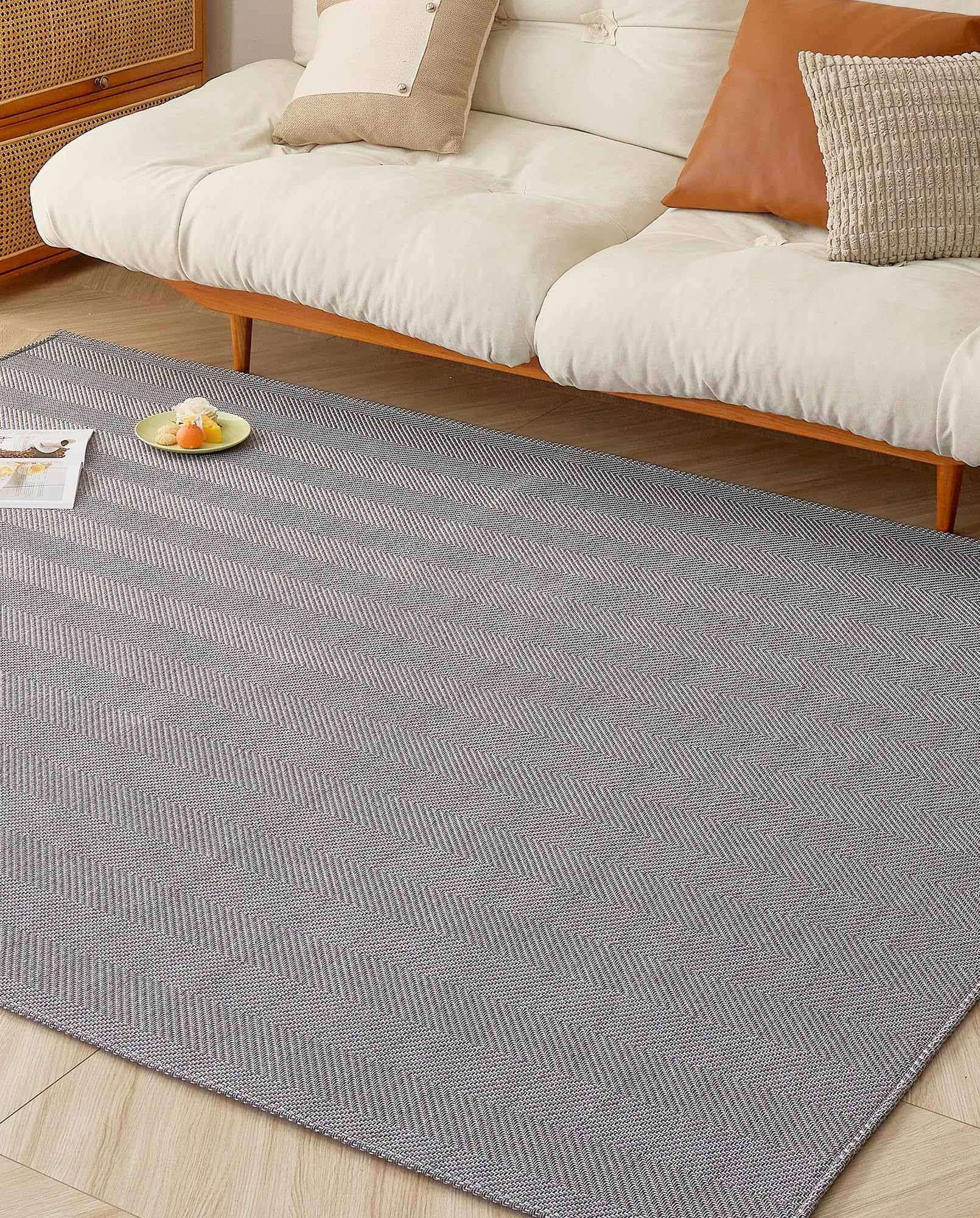 VK Living ラグ カーペット 夏用 190X240cm ラグマット 3畳 【大人の雰囲気 ヘリンボーン柄】 春 夏 おしゃれ 絨毯 北欧 リビング マット 滑り止め 幾何柄 オールシーズン適用 床保護 防音 グレー