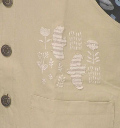 『Emago』のどか〜鳥とお花畑のサロペットスカート(ベージュ)(春・秋・初夏)レディース 女性 7分丈 ロング丈 10分丈 オールインワン サロペット プルオーバー ワンピース ベージュ 鳥 パッチワーク 花 植物 刺繍 大人 ナチュラル カジュアル 【Emago(イマゴ)】 イマゴ