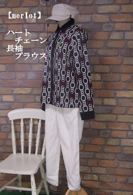 『merlot』ハートチェーン長袖ブラウス(ブラック)（晩夏・秋・春） レディース 女性 トップス シャツ 前開き 長袖 黒 輪 リング 【merlot(メルロー)】メルロー