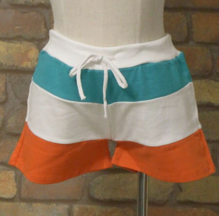 やや短め〜ストレッチ素材〜☆ショートパンツ(ブルー・白・橙の配色)（夏）レディース 女性 3分丈 パンツ ボトムス ショート 短　切替　ショーパン