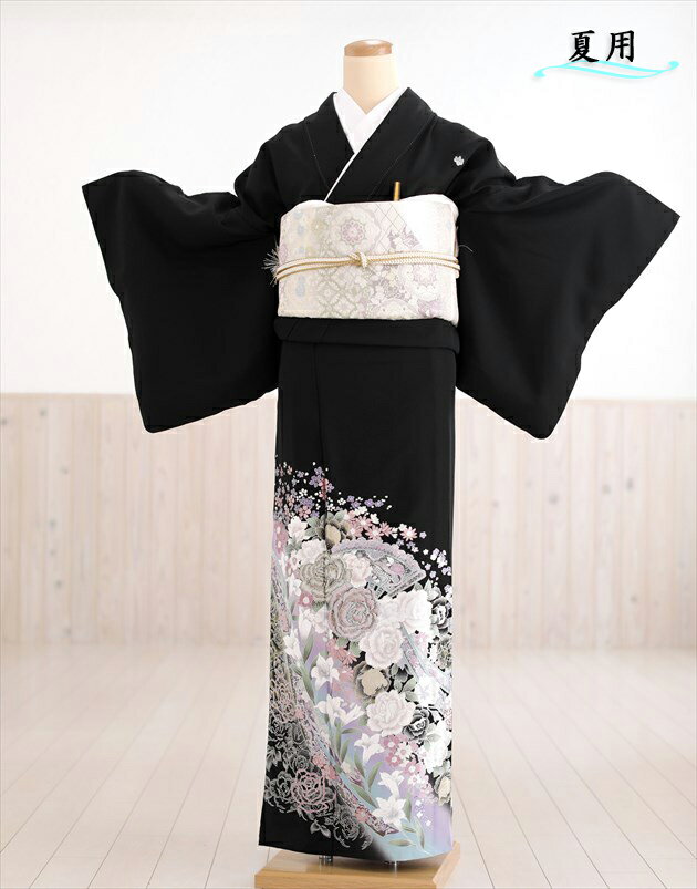 夏用 単衣 留袖レンタル sts724 結婚式 黒留袖レンタル 母親 親族【16点フルセット】留袖 留め袖 着物レンタル 正絹 貸衣装 親族 チャペル 豪華 人気 黒留め袖 tomesode 「ことほぎ」ブランド 薔薇の花園【レンタル】【fy16REN07】