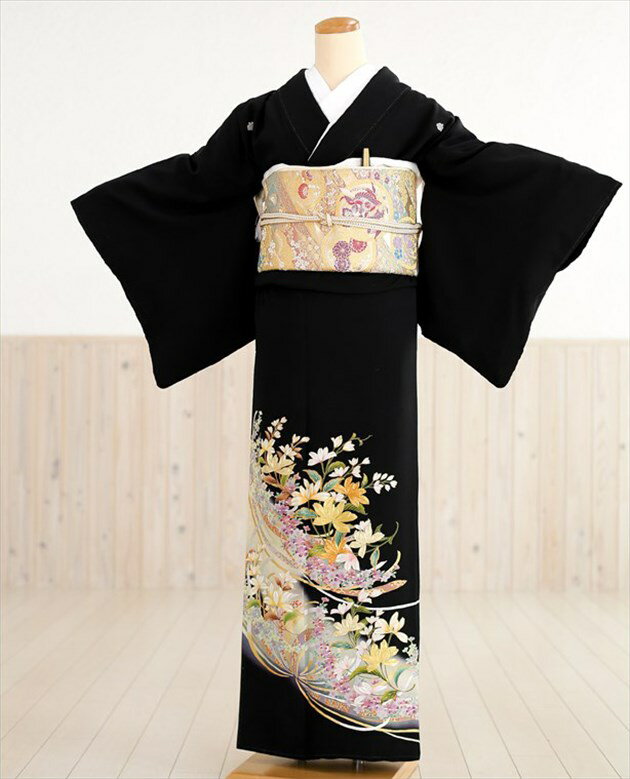 【留袖　レンタル】留め袖（レンタル留袖）（留袖レンタル）ts033　絢爛乱菊に華風雅【レンタル　黒留袖】【黒留袖レンタル】【貸衣装】【結婚式】留袖レンタル【留袖フルセット】新品足袋プレゼント【女性和服】【母親】【レンタル】