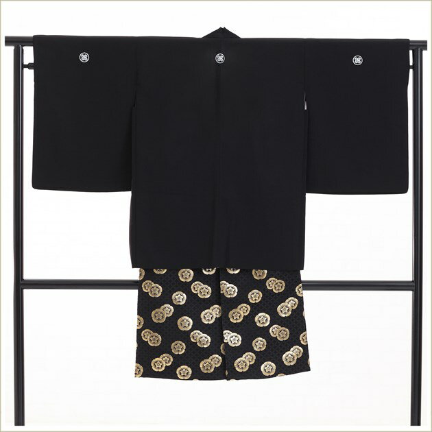 【レンタル】小学校卒業式 袴レンタル 小学生 男の子 jmo078 ジュニア着物 紋付きフルセット〔150cm/155cm/160cm〕紋付袴 羽織袴 男性着物レンタル 10歳 11歳 12歳 13歳 十三参り 人気 6年生 イベント スタイリッシュな黒無地羽織×白地着物【fy16REN07】 2