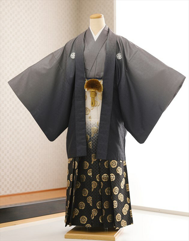 卒業式 袴レンタル 男 mo260 紋付袴フルセット メンズ着物 男性着物レンタル 羽織袴 kimono 結婚式 イベント 和服 かっこいい 人気 高級ブランド きれいな黒ぼかし吉祥モダン×白黒金ぼかし袴【レンタル】