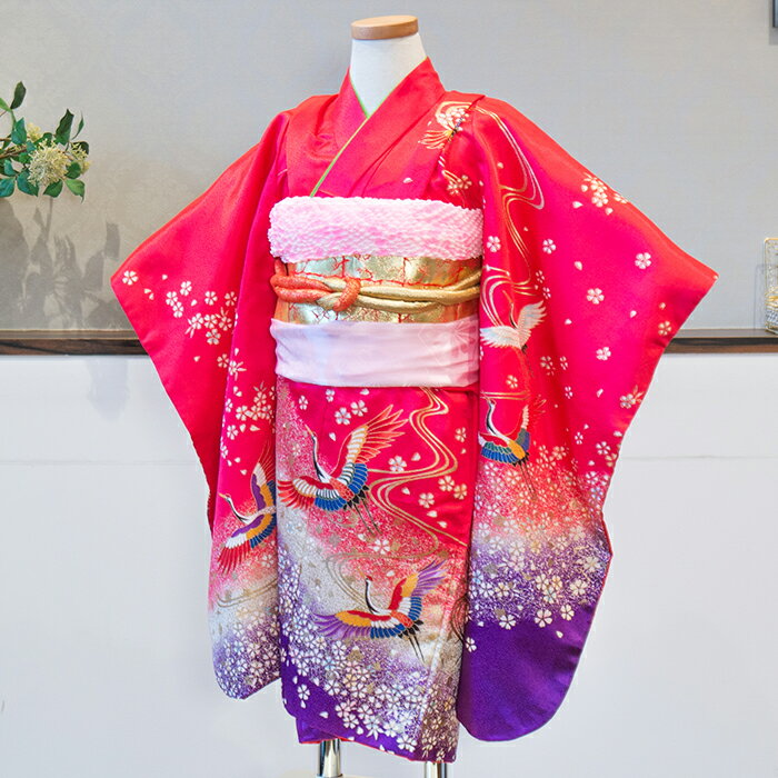 【七五三 着物 レンタル】 3歳 女の子 三つ身 フルセットレンタル [赤地 桜に鶴] 日本製 女児 レトロ かわいい おしゃれ 作り帯 753 3才 レンタル着物 らくらく小物セット 七五三着物レンタル 七五三 着物 3歳 衣装 ひなまつり ひな祭 雛祭 記念撮影 着付けマニュアル付 3