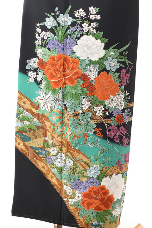 〔留袖 レンタル〕【往復送料無料】【☆新品足袋プレゼント☆】【黒留袖/着物レンタル】【留袖レンタル】【黒留め袖 レンタル】【黒留袖】【女性和服】【留袖】【rental】【黒留袖 セット】【留袖 レンタル】みつわ御所花車グリーン　　1.70　fy16REN07