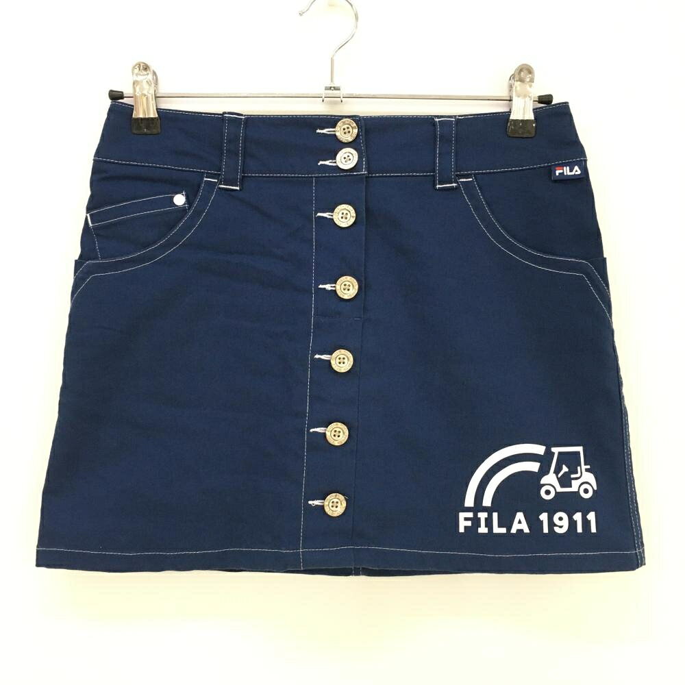 商品説明 ブランド FILA GOLF アイテム スカート 表記サイズ M ※海外サイズの場合もございます。必ず実寸サイズをご確認ください。 実寸サイズ ウエスト：約35cmスカート丈：約35cm ※実寸サイズの採寸方法については、こちらをご覧ください。 特徴・仕様 付属品 商品ランク A+ コメント ★ 実寸サイズは、平台に平置きして外寸を測定しておりますので、商品によっては若干の誤差が生じます。数cmの誤差は予めご了承くださいませ。 ★ 商品詳細の追記・訂正をする場合がございますので、必ず最下段までお読みください。 商品ランク（ゴルフウェア） N 新品（タグ付き) S 新品未使用品（タグなし） A+ 使用感や汚れ等がない、または目立たない綺麗な中古品 A 使用感や汚れ等が少ない美品や良品 B+ 使用感や中小の汚れ等がある一般的な中古品 B 使用感や大中の汚れ等がある一般的な中古品 C 使用感や大中の汚れ、小さな穴等がある中古品 商品ランク（ゴルフシューズ） N 新品（タグ付き) S 新品未使用品（タグなし） A+ しわや汚れ等がない、または少ない綺麗な中古品 A しわや小さな汚れはあるが、使用感が少ない美品や良品 B+ しわや中小の汚れ、使用感がある一般的な中古品 B しわや大中の汚れ、使用感がある一般的な中古品 C しわや大中の汚れ、使用感がある中古品 D しわや大きな汚れ、使用感がある中古品 &nbsp;★A+～CランクはUSED品となりますので、神経質な方はご入札をお控えください。 &nbsp;★Nランクは新品商品ですが、一部保管時による汚れ等があります。商品説明や写真で必ずご確認ください。　