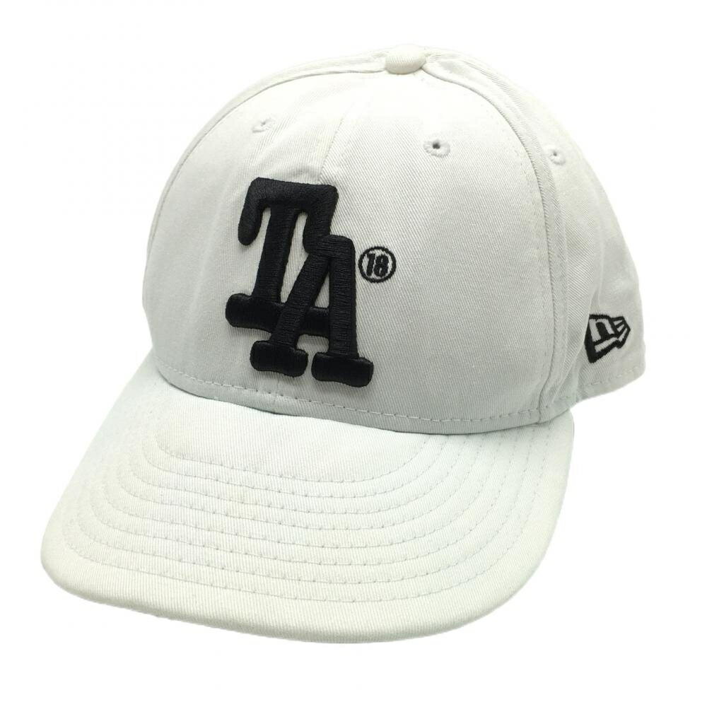 ★特価★【美品】ニューエラ キャップ 白×黒 立体ロゴ刺しゅう 9 ゴルフウェア New Era