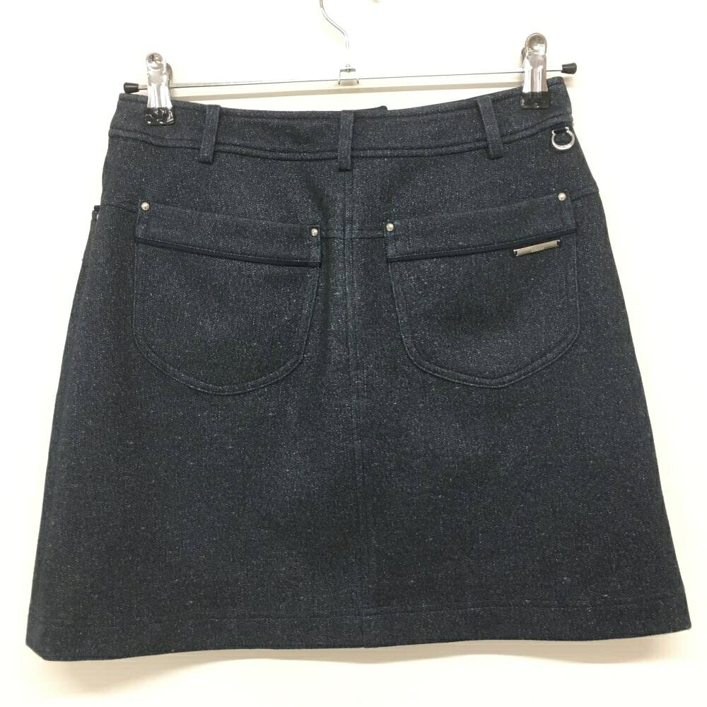 レオナード 楽天市場店の【美品】アダバット スカート ダークネイビー 地模様 表微起毛 ポケット口パイピングライン レディース 36(S) ゴルフウェア adabat｜アングル2