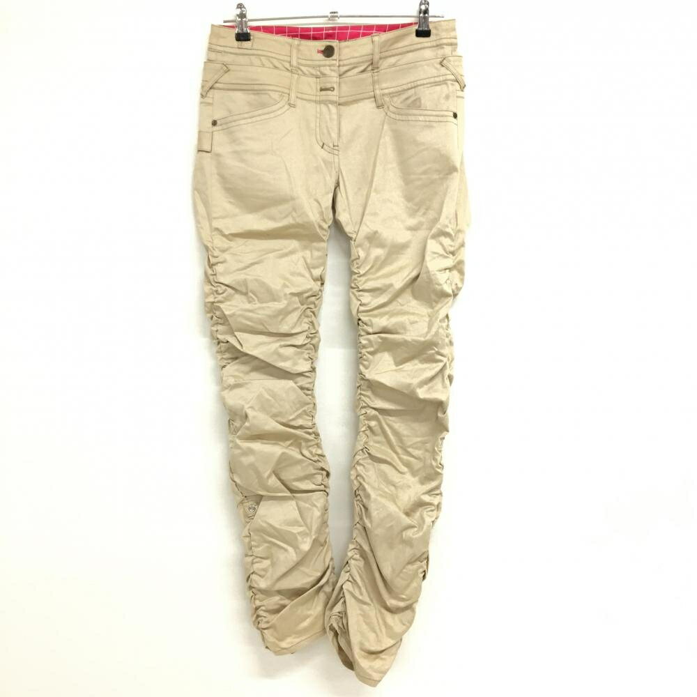 商品説明 ブランド FILA GOLF アイテム パンツ 表記サイズ L ※海外サイズの場合もございます。必ず実寸サイズをご確認ください。 実寸サイズ 　ウエスト：約38cm　股上：約21,5cm　股下：約74cm　もも幅：約25,5cm　裾幅：約18cm ※実寸サイズの採寸方法については、こちらをご覧ください。 ★実寸サイズは平台に平置きして外寸を測定しており、商品によっては若干の誤差が生じます。数cmの誤差は予めご了承くださいませ。 特徴・仕様 付属品 商品ランク A コメント ジップ横・裾汚れ小 商品ランク（ゴルフウェア） N 新品（タグ付き) S 新品未使用品（タグなし） A+ 使用感や汚れ等がない、または目立たない綺麗な中古品 A 使用感や汚れ等が少ない美品や良品 B+ 使用感や中小の汚れ等がある一般的な中古品 B 使用感や大中の汚れ等がある一般的な中古品 C 使用感や大中の汚れ、小さな穴等がある中古品 商品ランク（ゴルフシューズ） N 新品（タグ付き) S 新品未使用品（タグなし） A+ しわや汚れ等がない、または少ない綺麗な中古品 A しわや小さな汚れはあるが、使用感が少ない美品や良品 B+ しわや中小の汚れ、使用感がある一般的な中古品 B しわや大中の汚れ、使用感がある一般的な中古品 C しわや大中の汚れ、使用感がある中古品 D しわや大きな汚れ、使用感がある中古品 &nbsp;★A+～CランクはUSED品となりますので、神経質な方はご入札をお控えください。 &nbsp;★Nランクは新品商品ですが、一部保管時による汚れ等があります。商品説明や写真で必ずご確認ください。　