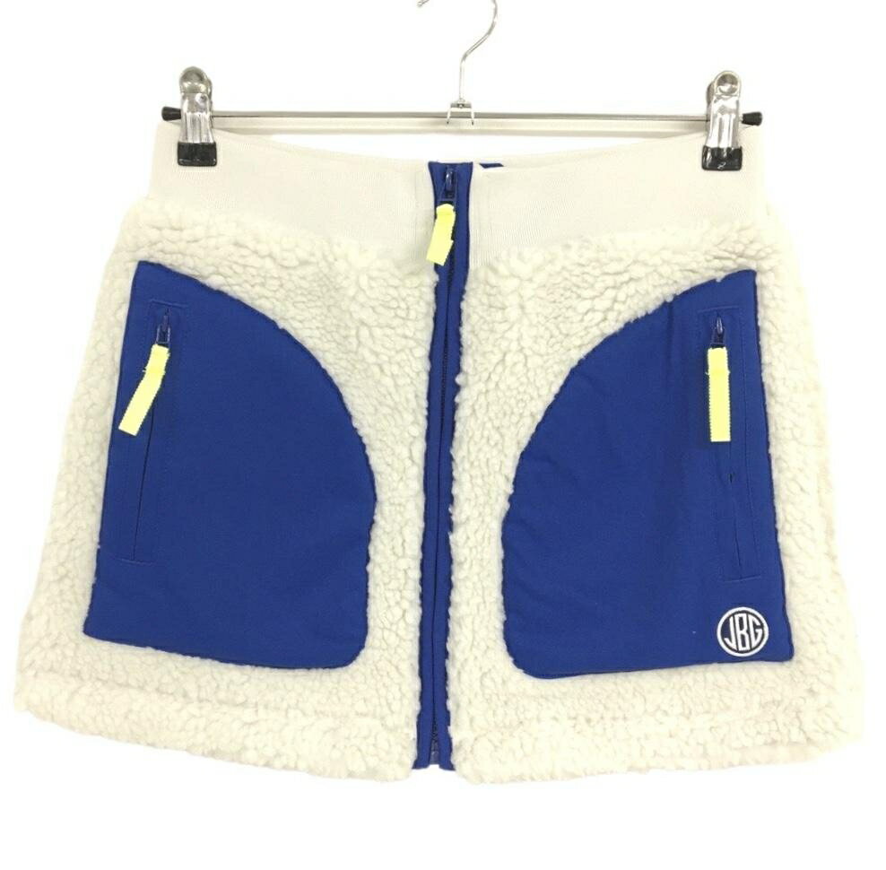 商品説明 ブランド Jack Bunny アイテム ボアスカート 表記サイズ 1 ※海外サイズの場合もございます。必ず実寸サイズをご確認ください。 実寸サイズ 　ウエスト：約35cm　スカート丈：約35.5cm ※実寸サイズの採寸方法については、こちらをご覧ください。 ★実寸サイズは平台に平置きして外寸を測定しており、商品によっては若干の誤差が生じます。数cmの誤差は予めご了承くださいませ。 特徴・仕様 付属品 商品ランク A+ コメント 商品ランク（ゴルフウェア） N 新品（タグ付き) S 新品未使用品（タグなし） A+ 使用感や汚れ等がない、または目立たない綺麗な中古品 A 使用感や汚れ等が少ない美品や良品 B+ 使用感や中小の汚れ等がある一般的な中古品 B 使用感や大中の汚れ等がある一般的な中古品 C 使用感や大中の汚れ、小さな穴等がある中古品 商品ランク（ゴルフシューズ） N 新品（タグ付き) S 新品未使用品（タグなし） A+ しわや汚れ等がない、または少ない綺麗な中古品 A しわや小さな汚れはあるが、使用感が少ない美品や良品 B+ しわや中小の汚れ、使用感がある一般的な中古品 B しわや大中の汚れ、使用感がある一般的な中古品 C しわや大中の汚れ、使用感がある中古品 D しわや大きな汚れ、使用感がある中古品 &nbsp;★A+～CランクはUSED品となりますので、神経質な方はご入札をお控えください。 &nbsp;★Nランクは新品商品ですが、一部保管時による汚れ等があります。商品説明や写真で必ずご確認ください。　