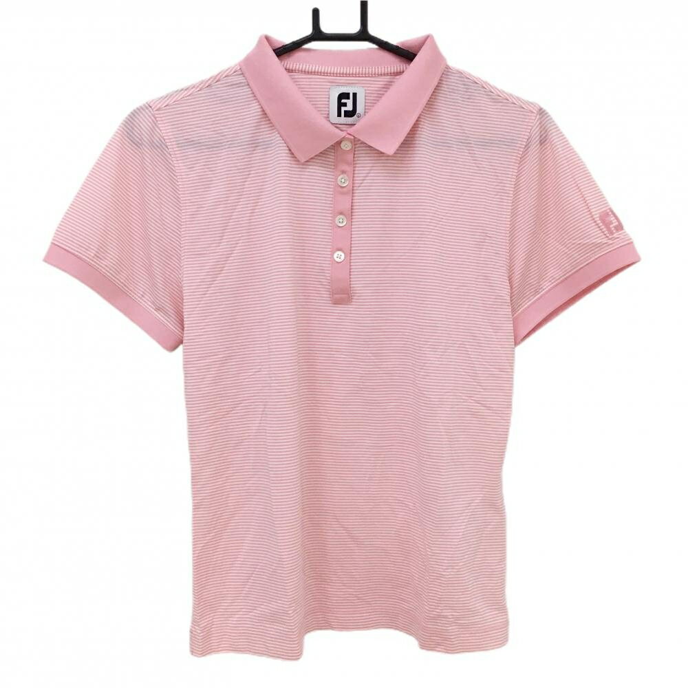 商品説明 ブランド FootJoy アイテム 半袖ポロシャツ 表記サイズ L ※海外サイズの場合もございます。必ず実寸サイズをご確認ください。 実寸サイズ 　身幅：約47cm　袖丈：約18cm　肩幅：約39cm　着丈：約57cm ※実寸サイズの採寸方法については、こちらをご覧ください。 ★実寸サイズは平台に平置きして外寸を測定しており、商品によっては若干の誤差が生じます。数cmの誤差は予めご了承くださいませ。 特徴・仕様 付属品 商品ランク A+ コメント 商品ランク（ゴルフウェア） N 新品（タグ付き) S 新品未使用品（タグなし） A+ 使用感や汚れ等がない、または目立たない綺麗な中古品 A 使用感や汚れ等が少ない美品や良品 B+ 使用感や中小の汚れ等がある一般的な中古品 B 使用感や大中の汚れ等がある一般的な中古品 C 使用感や大中の汚れ、小さな穴等がある中古品 商品ランク（ゴルフシューズ） N 新品（タグ付き) S 新品未使用品（タグなし） A+ しわや汚れ等がない、または少ない綺麗な中古品 A しわや小さな汚れはあるが、使用感が少ない美品や良品 B+ しわや中小の汚れ、使用感がある一般的な中古品 B しわや大中の汚れ、使用感がある一般的な中古品 C しわや大中の汚れ、使用感がある中古品 D しわや大きな汚れ、使用感がある中古品 &nbsp;★A+～CランクはUSED品となりますので、神経質な方はご入札をお控えください。 &nbsp;★Nランクは新品商品ですが、一部保管時による汚れ等があります。商品説明や写真で必ずご確認ください。　