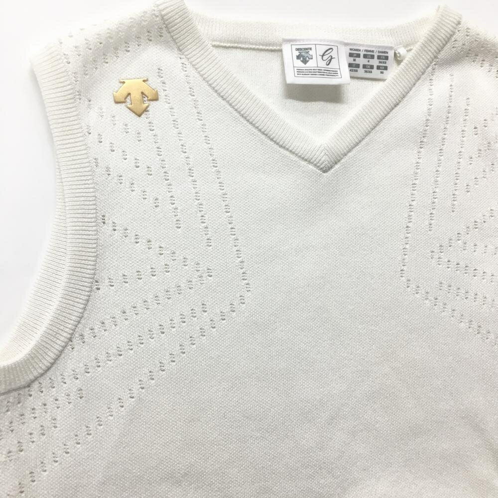【美品】デサントゴルフ ニットベスト 白 ロゴゴールド 一部透かし編み 中田英寿 ...