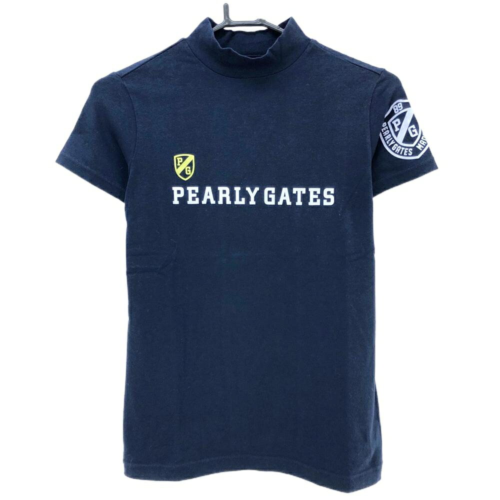 商品説明 ブランド PEARLY GATES アイテム 半袖ハイネックシャツ 表記サイズ 1 ※海外サイズの場合もございます。必ず実寸サイズをご確認ください。 実寸サイズ 　身幅：約42cm　袖丈：約15cm　肩幅：約35cm　着丈：約57cm ※実寸サイズの採寸方法については、こちらをご覧ください。 ★実寸サイズは平台に平置きして外寸を測定しており、商品によっては若干の誤差が生じます。数cmの誤差は予めご了承くださいませ。 特徴・仕様 適応時期 春 ・ 夏 商品ランク A コメント ネック色褪せ少 商品ランク（ゴルフウェア） N 新品（タグ付き) S 新品未使用品（タグなし） A+ 使用感や汚れ等がない、または目立たない綺麗な中古品 A 使用感や汚れ等が少ない美品や良品 B+ 使用感や中小の汚れ等がある一般的な中古品 B 使用感や大中の汚れ等がある一般的な中古品 C 使用感や大中の汚れ、小さな穴等がある中古品 商品ランク（ゴルフシューズ） N 新品（タグ付き) S 新品未使用品（タグなし） A+ しわや汚れ等がない、または少ない綺麗な中古品 A しわや小さな汚れはあるが、使用感が少ない美品や良品 B+ しわや中小の汚れ、使用感がある一般的な中古品 B しわや大中の汚れ、使用感がある一般的な中古品 C しわや大中の汚れ、使用感がある中古品 D しわや大きな汚れ、使用感がある中古品 &nbsp;★A+～CランクはUSED品となりますので、神経質な方はご入札をお控えください。 &nbsp;★Nランクは新品商品ですが、一部保管時による汚れ等があります。商品説明や写真で必ずご確認ください。　