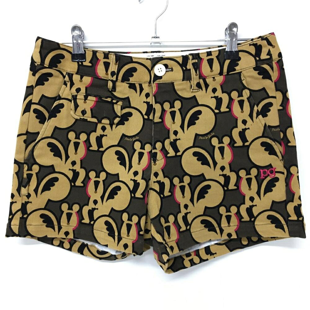 商品説明 ブランド PEARLY GATES アイテム ショートパンツ 表記サイズ 0 ※海外サイズの場合もございます。必ず実寸サイズをご確認ください。 実寸サイズ 　ウエスト：約37cm　股上：約24.5cm　股下：約8.5cm　もも幅：約26cm　裾幅：約28.5cm ※実寸サイズの採寸方法については、こちらをご覧ください。 ★実寸サイズは平台に平置きして外寸を測定しており、商品によっては若干の誤差が生じます。数cmの誤差は予めご了承くださいませ。 特徴・仕様 適応時期 春 ・ 夏 ・ 秋 商品ランク A+ コメント 商品ランク（ゴルフウェア） N 新品（タグ付き) S 新品未使用品（タグなし） A+ 使用感や汚れ等がない、または目立たない綺麗な中古品 A 使用感や汚れ等が少ない美品や良品 B+ 使用感や中小の汚れ等がある一般的な中古品 B 使用感や大中の汚れ等がある一般的な中古品 C 使用感や大中の汚れ、小さな穴等がある中古品 商品ランク（ゴルフシューズ） N 新品（タグ付き) S 新品未使用品（タグなし） A+ しわや汚れ等がない、または少ない綺麗な中古品 A しわや小さな汚れはあるが、使用感が少ない美品や良品 B+ しわや中小の汚れ、使用感がある一般的な中古品 B しわや大中の汚れ、使用感がある一般的な中古品 C しわや大中の汚れ、使用感がある中古品 D しわや大きな汚れ、使用感がある中古品 &nbsp;★A+～CランクはUSED品となりますので、神経質な方はご入札をお控えください。 &nbsp;★Nランクは新品商品ですが、一部保管時による汚れ等があります。商品説明や写真で必ずご確認ください。　