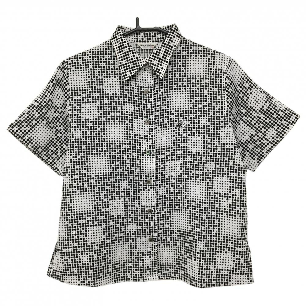 商品説明 ブランド Black＆White アイテム 半袖シャツ 表記サイズ M ※海外サイズの場合もございます。必ず実寸サイズをご確認ください。 実寸サイズ 　身幅：約50cm　袖丈：約21cm　肩幅：約39cm　着丈：約57cm ※実寸サイズの採寸方法については、こちらをご覧ください。 ★実寸サイズは平台に平置きして外寸を測定しており、商品によっては若干の誤差が生じます。数cmの誤差は予めご了承くださいませ。 特徴・仕様 適応時期 春 ・ 夏 商品ランク A+ コメント 商品ランク（ゴルフウェア） N 新品（タグ付き) S 新品未使用品（タグなし） A+ 使用感や汚れ等がない、または目立たない綺麗な中古品 A 使用感や汚れ等が少ない美品や良品 B+ 使用感や中小の汚れ等がある一般的な中古品 B 使用感や大中の汚れ等がある一般的な中古品 C 使用感や大中の汚れ、小さな穴等がある中古品 商品ランク（ゴルフシューズ） N 新品（タグ付き) S 新品未使用品（タグなし） A+ しわや汚れ等がない、または少ない綺麗な中古品 A しわや小さな汚れはあるが、使用感が少ない美品や良品 B+ しわや中小の汚れ、使用感がある一般的な中古品 B しわや大中の汚れ、使用感がある一般的な中古品 C しわや大中の汚れ、使用感がある中古品 D しわや大きな汚れ、使用感がある中古品 &nbsp;★A+～CランクはUSED品となりますので、神経質な方はご入札をお控えください。 &nbsp;★Nランクは新品商品ですが、一部保管時による汚れ等があります。商品説明や写真で必ずご確認ください。　