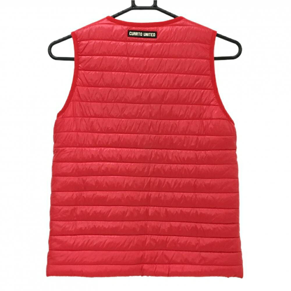 【超美品】クアルトユナイテッド 中綿ベスト レッド スナップボタン 複数ワッペン レディース S ゴルフウェア CUARTO UNITED