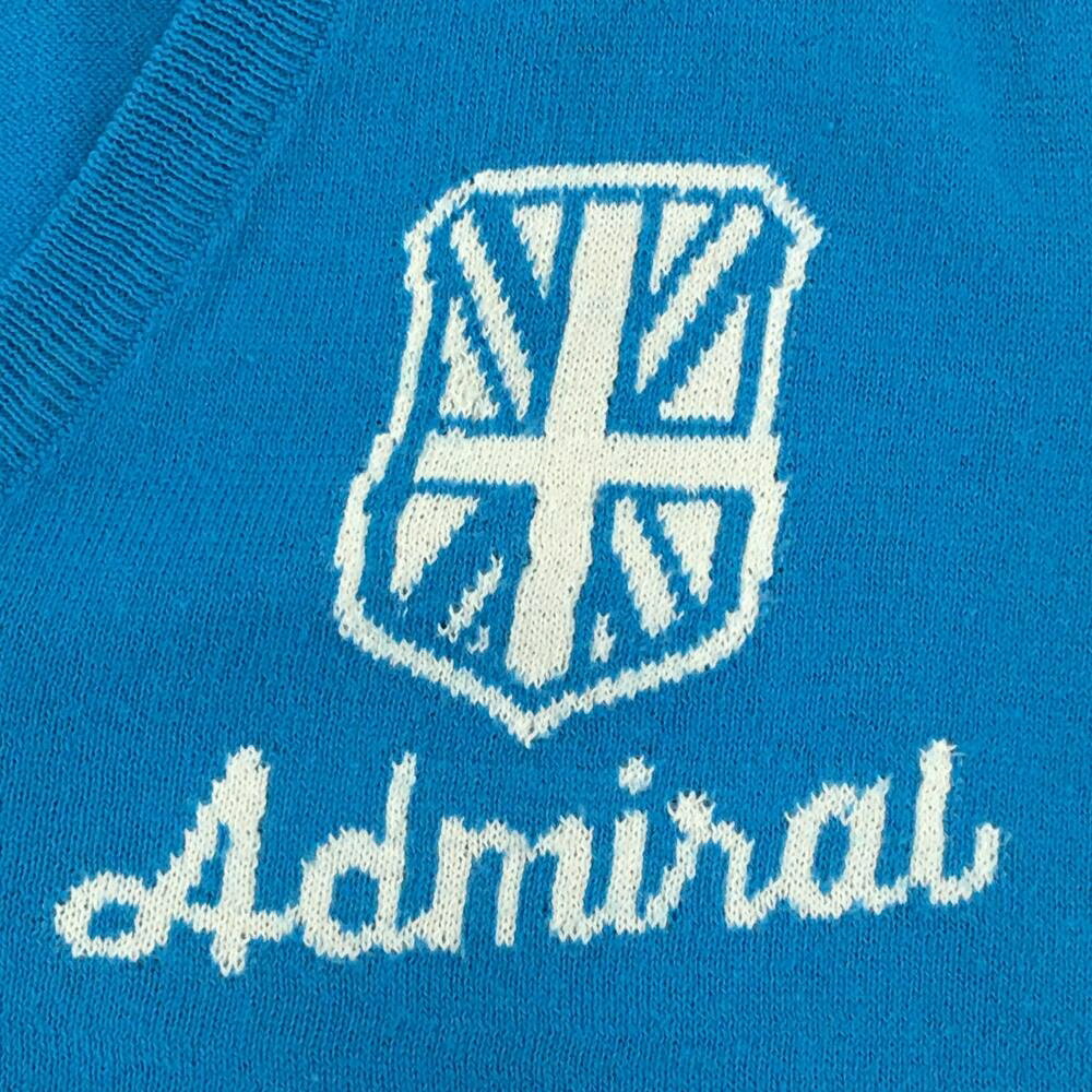 【美品】アドミラル ニットベスト ライトブルー ロゴ白 Vネック 薄手 レディース M...